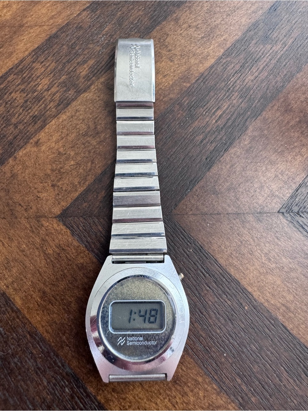 Vintage! Collectors National Semiconductor Silver Digital Watch